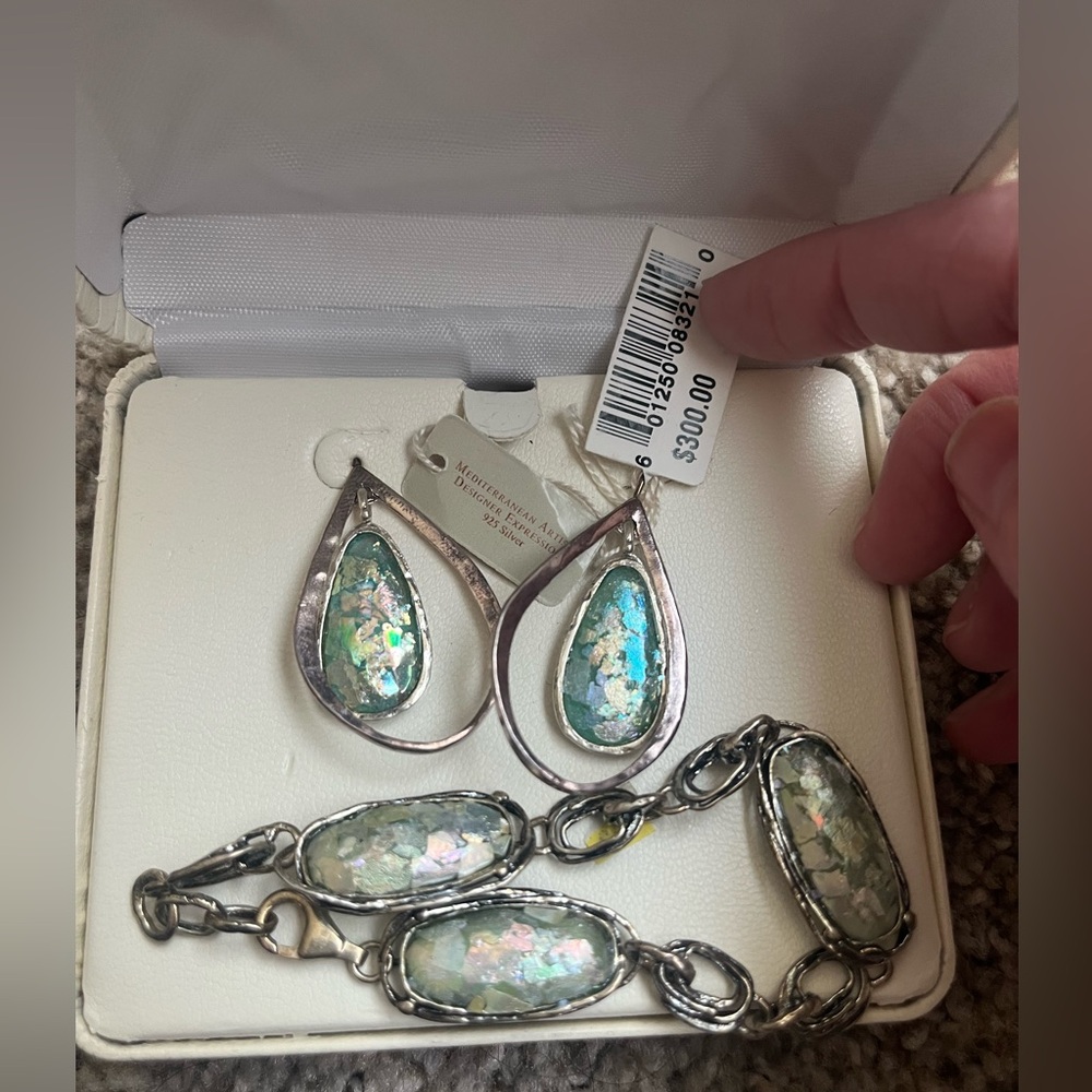 Roman Glass set earrings and bracelet